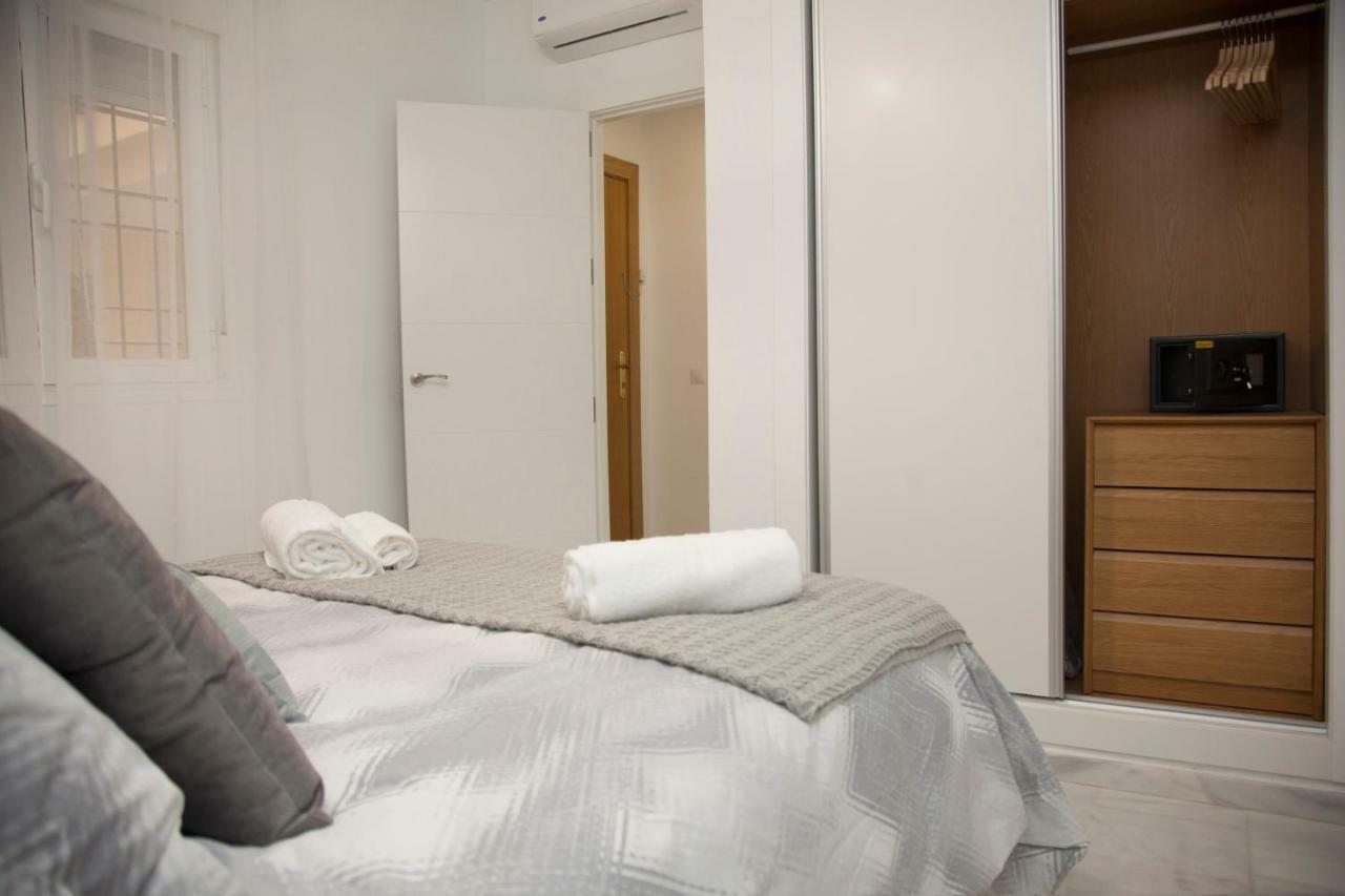 Malaga Pena Historical Centre Apartment מראה חיצוני תמונה